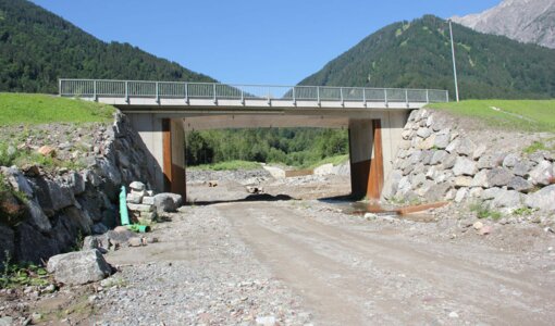 Torrent and avalanche control Bludenz, municipality Vandans, new building bridge Rellsbach