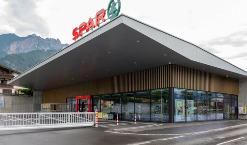 Front and side view of Sparmarkt Bludenz