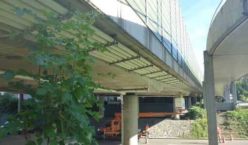 Brücke über Autobahn, Prüfung durch amiko bau consult, Sascha Grujic