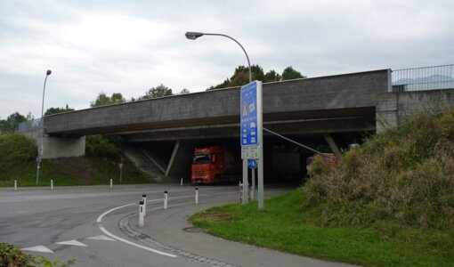 Überführung Radweg Brückenprüfung 2013 amiko