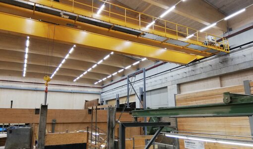 Installation of 10 tones indoor crane at Erhart Timber, site inspection by amiko bau consult