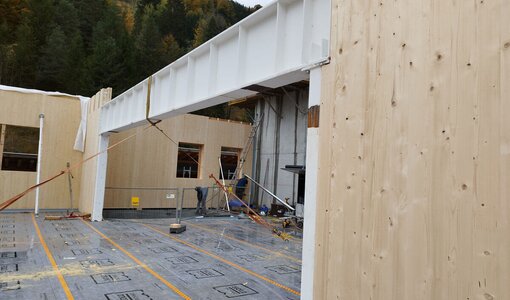 Erhart Holz (A), Planung Neubau Werkstätten durch amiko bau consult