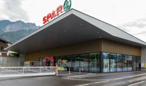 Spar_Bludenz_Vordach.jpg