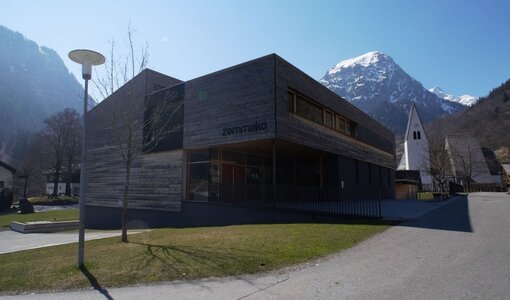 Primary school Brand, new building, structural calculation amiko bau