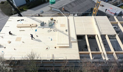 Constructive calculations for optimisation of support structure, municipal building yard Schlins by amiko bau consult
