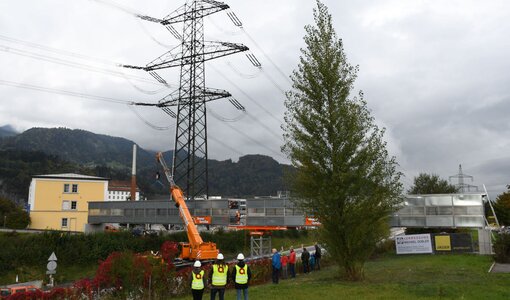 Placement of temporary pedestrian bridge over A14 at Bürs (A)