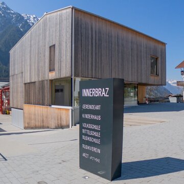New building municipal office house Innerbraz (A)