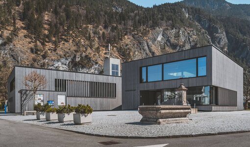 new building fire station and municipal office Loruens