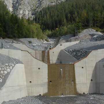 Consolidation check dam Glongtobel